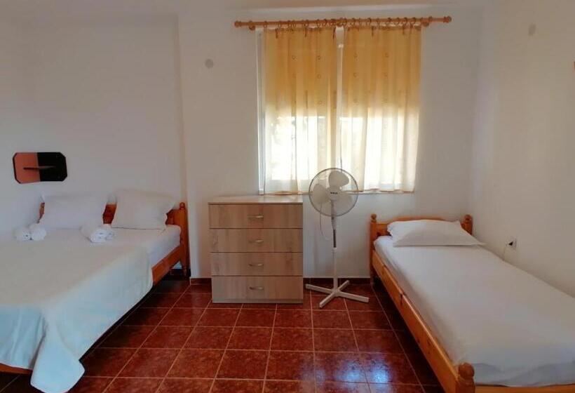پانسیون Guest House Sokratovi