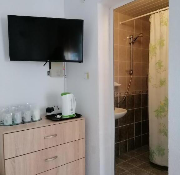 پانسیون Guest House Sokratovi