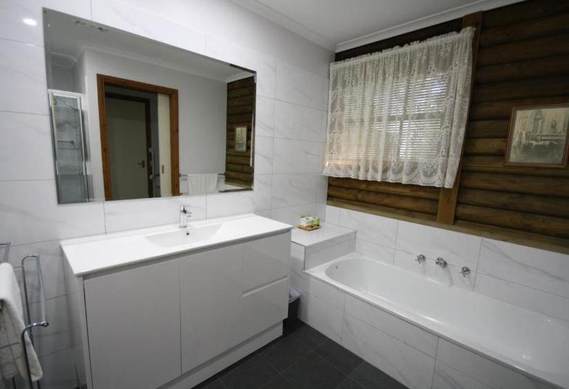 אתר נופש Halls Gap Log Cabins