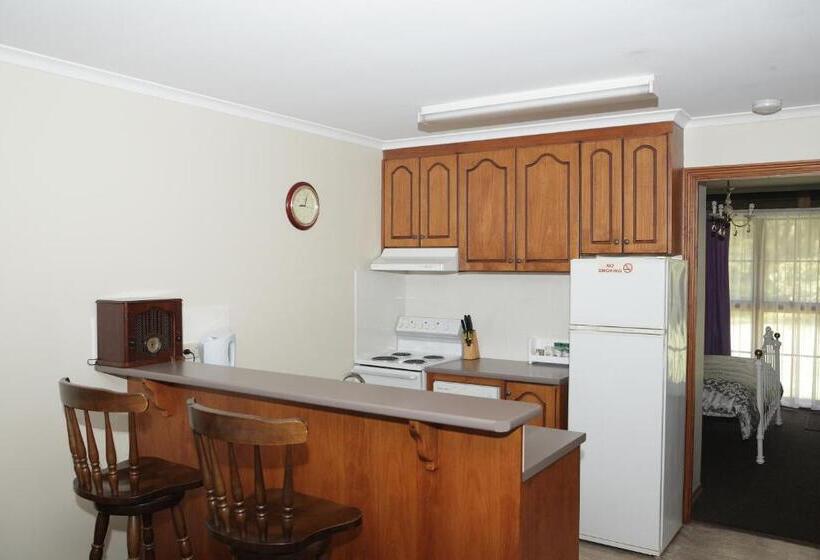 אתר נופש Halls Gap Log Cabins