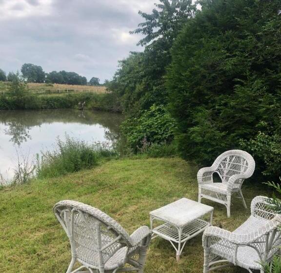 مبيت وإفطار Bayeux   Domaine Le Vivier