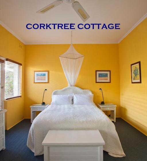 צימר Crafers Cottages
