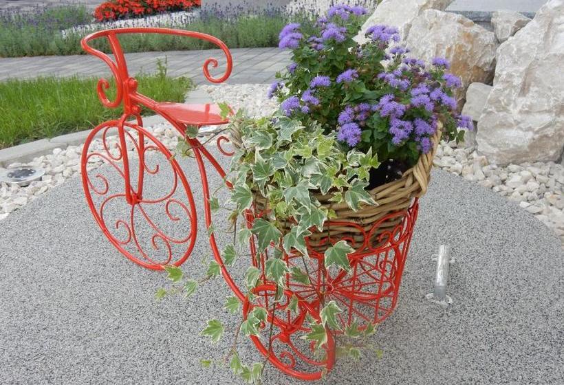 مبيت وإفطار Frühstückspension Lach