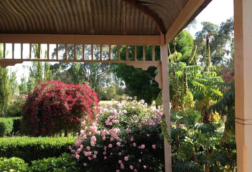تختخواب و صبحانه Pierrepoint Accommodation