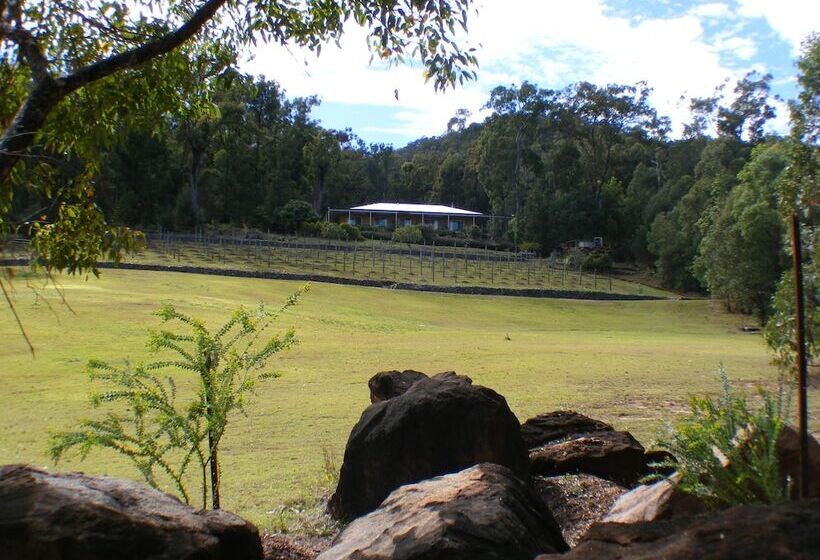 민박 Wallaby Ridge Retreat