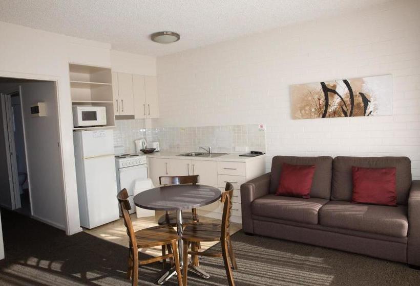 Centralpoint Motel