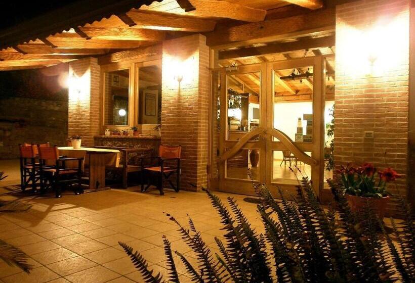 هتل Albergo Villa Riccio