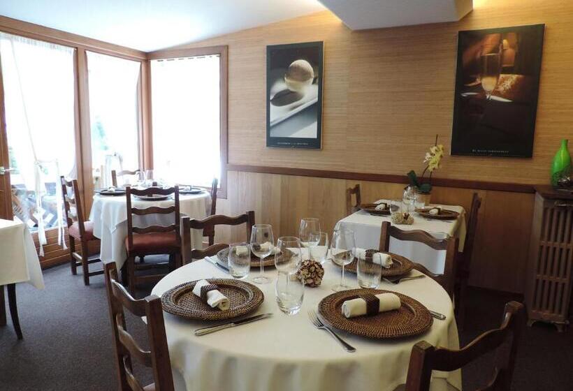 酒店 Auberge Saint Fleuret