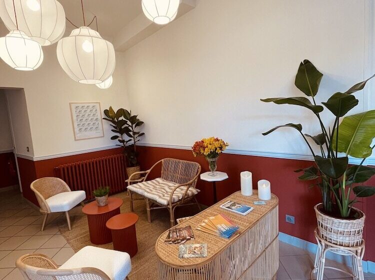 호텔 Hôtel Michelet Plage