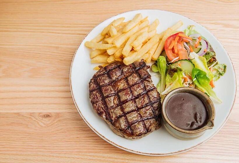 בית מלון כפרי The Brook By Nightcap Plus