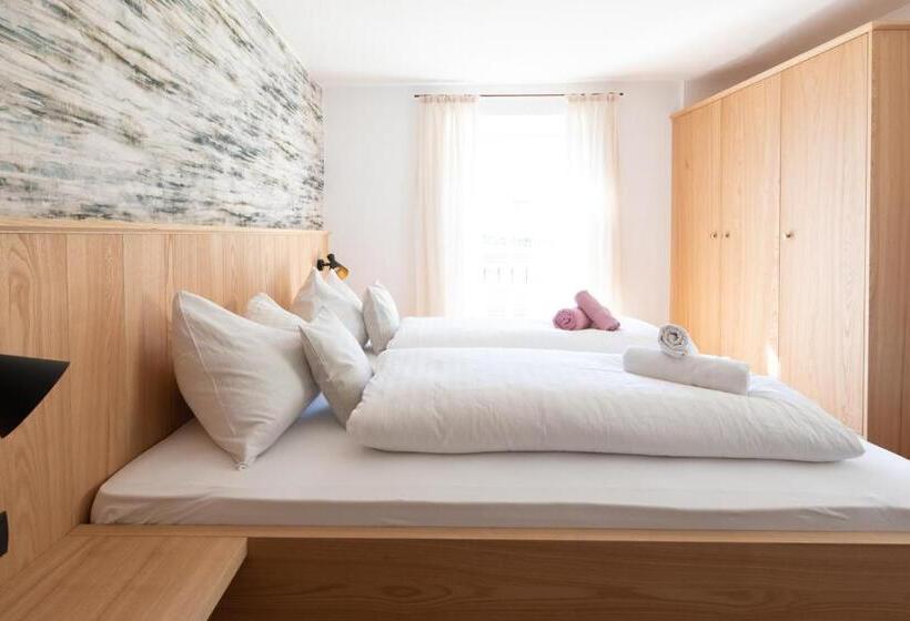 בית מלון כפרי Weingut Pardellerhof