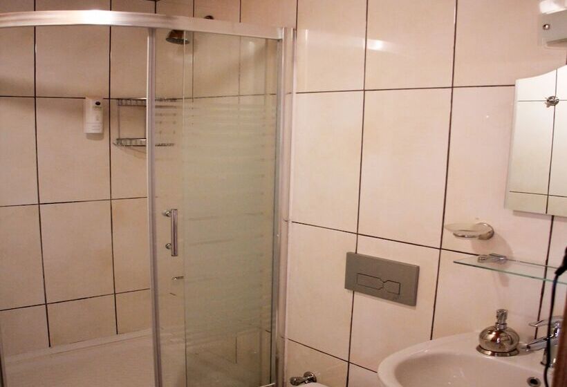 Limon Otel
