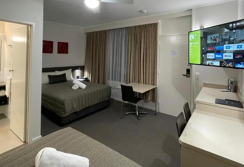 Loddon River Motel