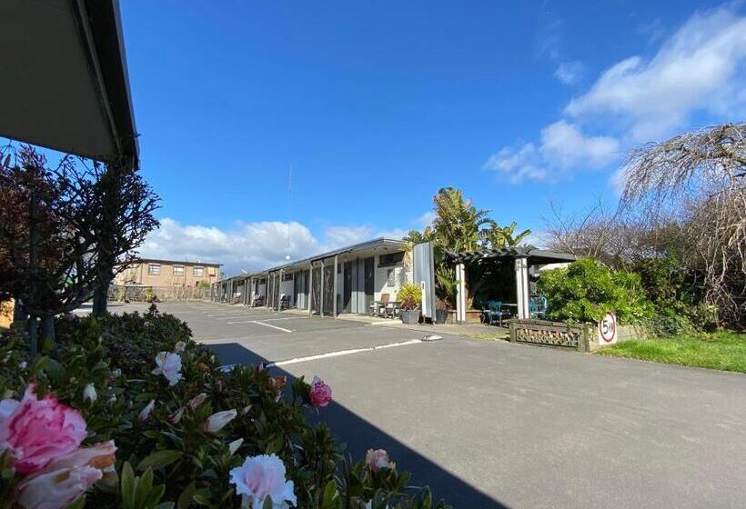 Mid Valley Motel
