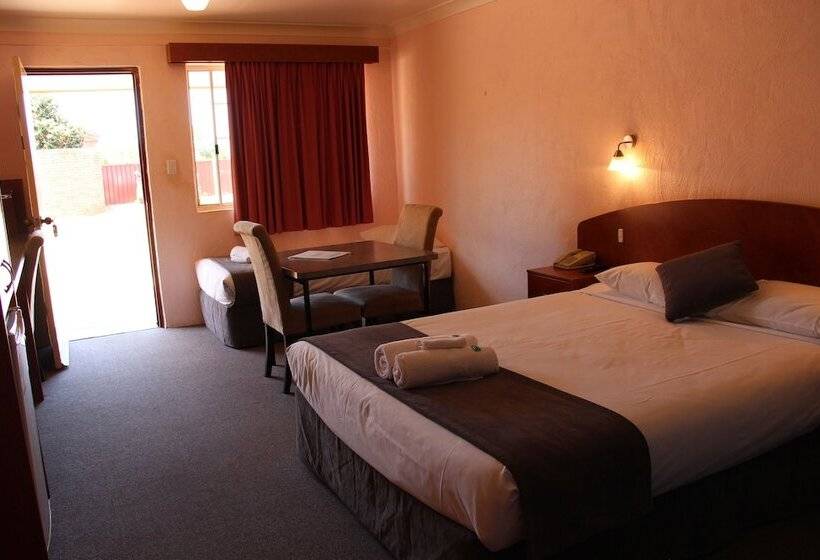 モーテル Childers Gateway Motor Inn