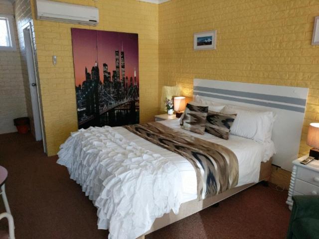 Мотель Jillaroo Motor Inn