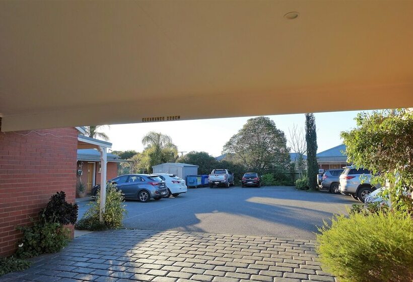 Мотель Jolly Swagman Motor Inn Euroa