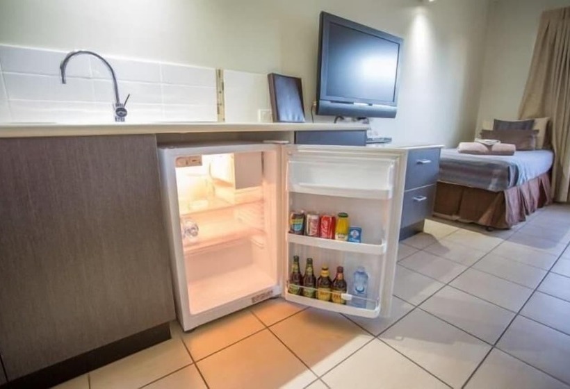 Spinifex Motel And Serviced Apartments