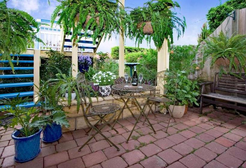 Swan Inn Bed And Breakfast