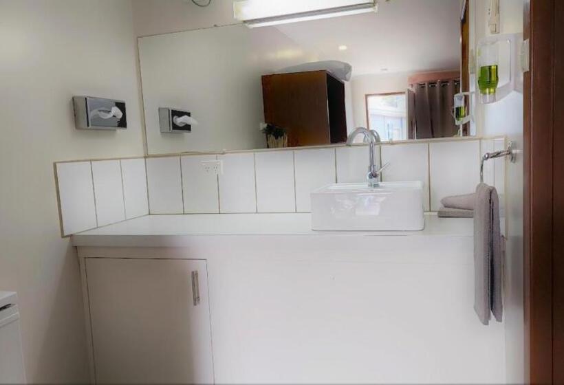 Admella Motel