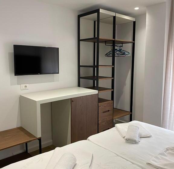 Eval Hotel Sarande