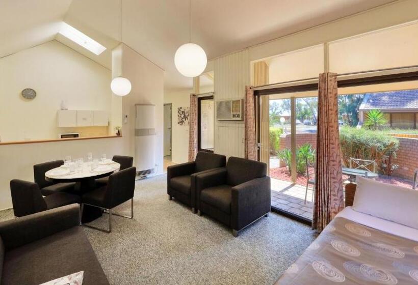 Executive Hideaway