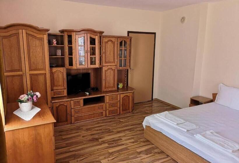 Hotelli къща за гости The Sunny Corner
