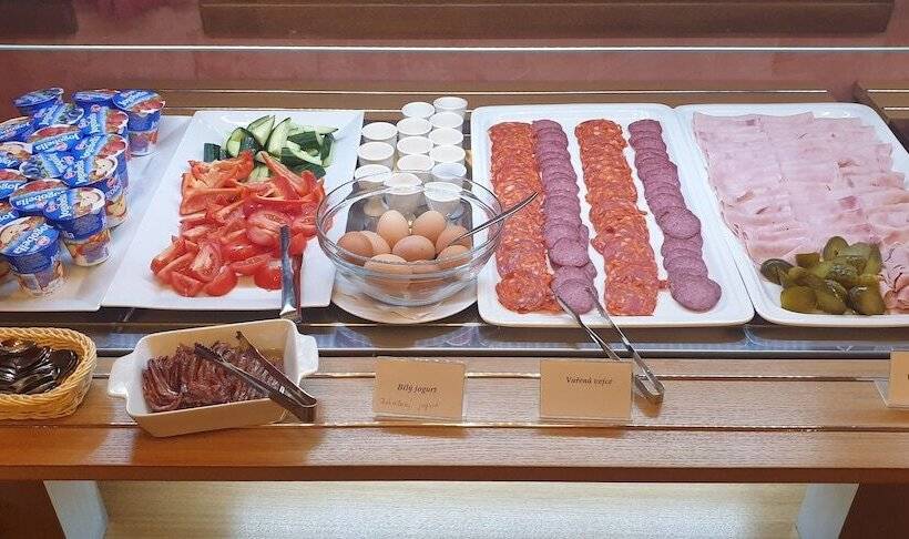 בית מלון כפרי Leyla