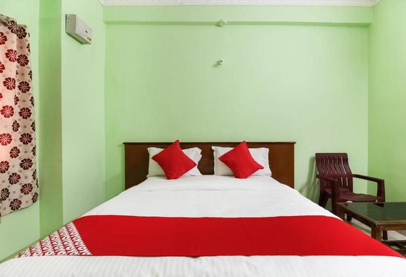 هتل Capital O 67796 Sree Guru Lakshmi Residency