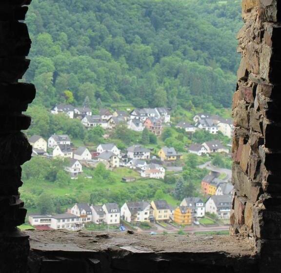 ホテル Panoramacafé Kattenes