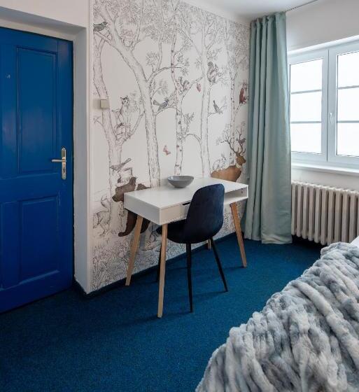 هتل Prazska Bouda