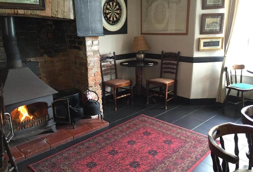 هتل Red Lion Inn