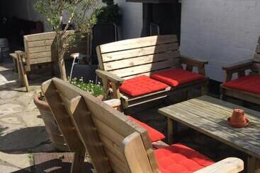 هتل Red Lion Inn