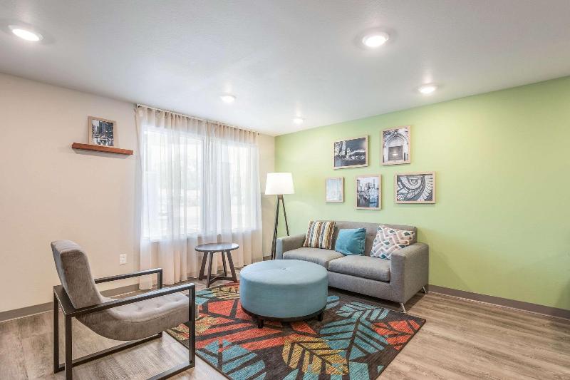 هتل Woodspring Suites Chicago Midway