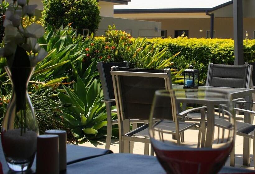 مُتل Blackwater Motor Inn