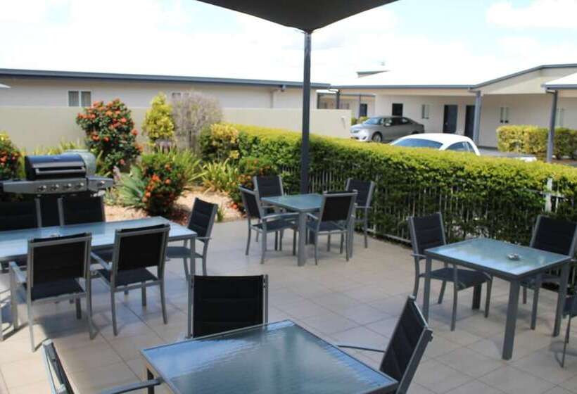 مُتل Blackwater Motor Inn