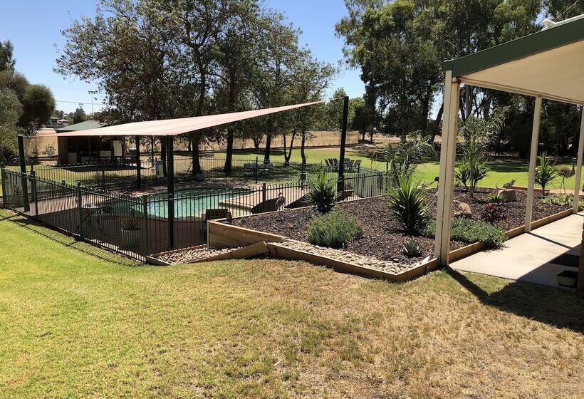فندق على الطريق Bullanginya Lodge