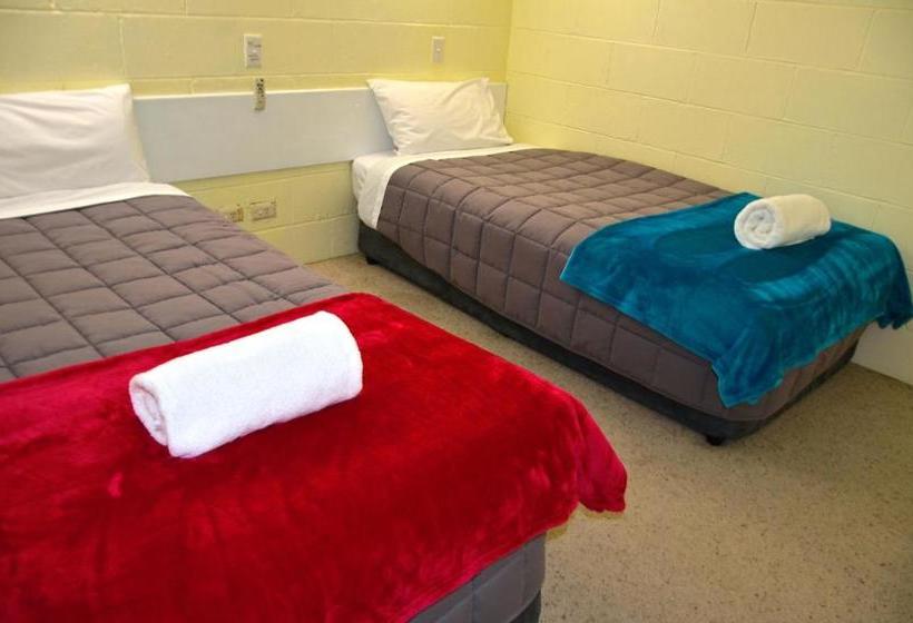Мотель Charles Sturt Motor Inn