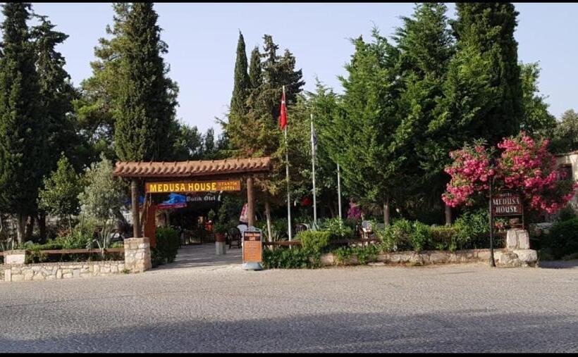 پانسیون Medusa House Butik