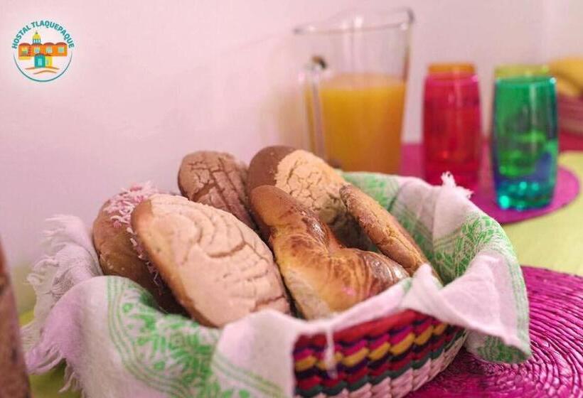 ユースホステル Hostal Tlaquepaque