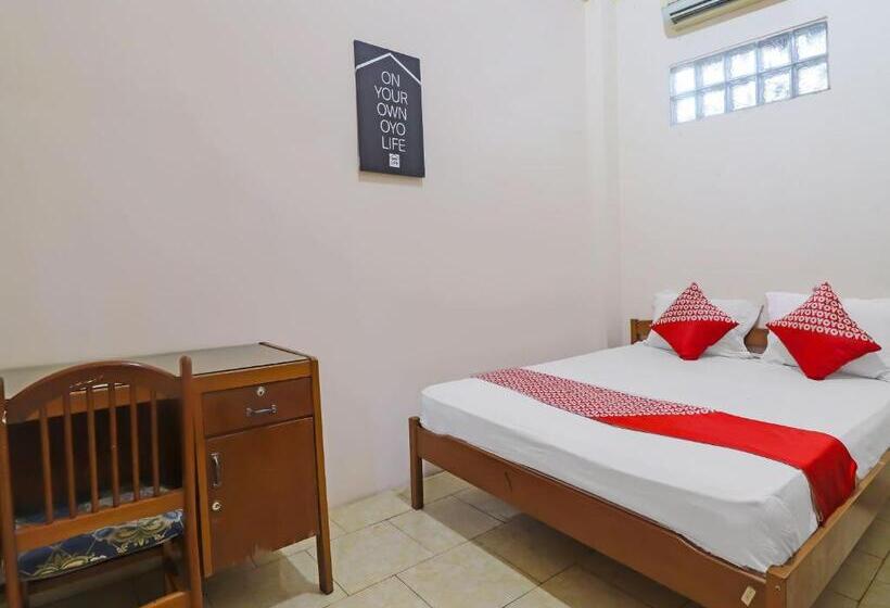 هتل Oyo Life 2899 Ardilia Kost