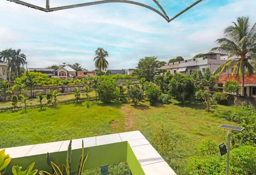 هتل Oyo Life 2899 Ardilia Kost