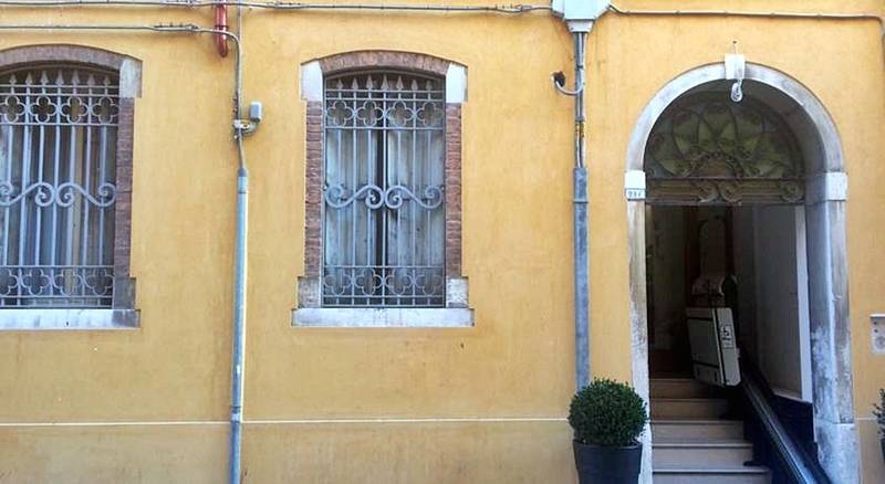 Fotos del hotel Agli Artisti:  17