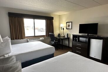 هتل Americinn By Wyndham Menominee