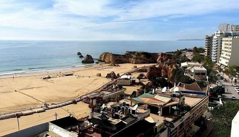 Fotos del hotel Avenida Praia:  2