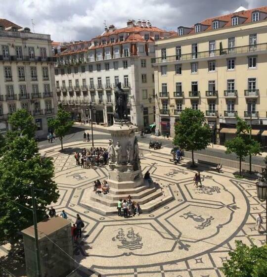 هتل Bairro Alto