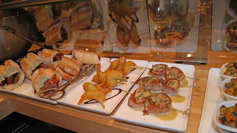 هتل Castillo De Javier