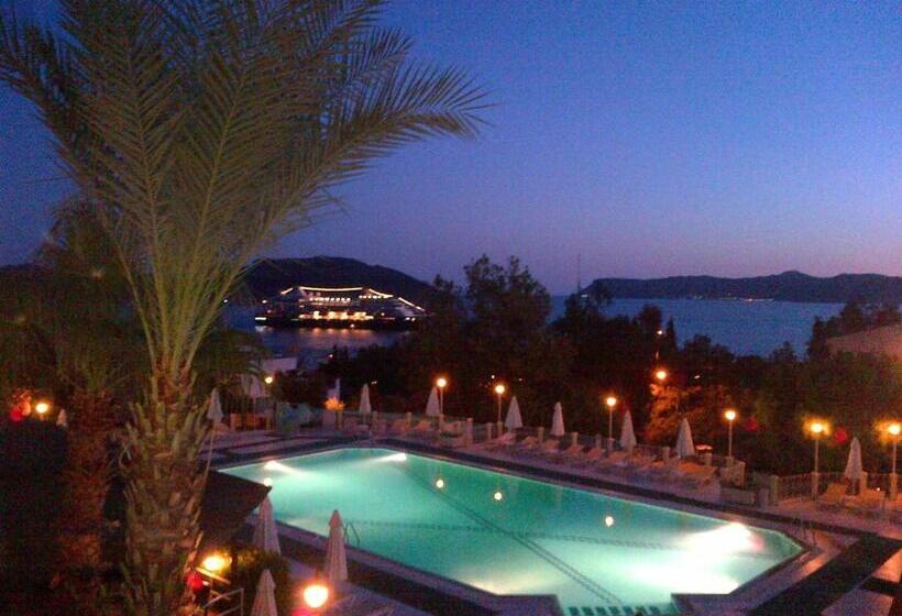 Hôtel Club Phellos