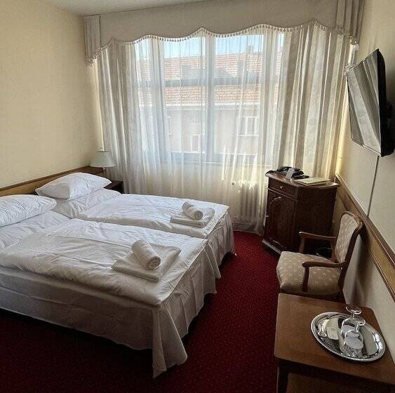 Fotos del hotel Louren:  3