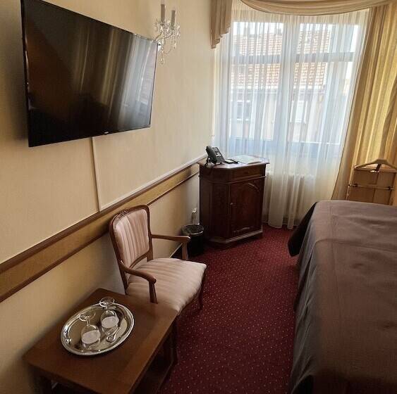 Fotos del hotel Louren:  23